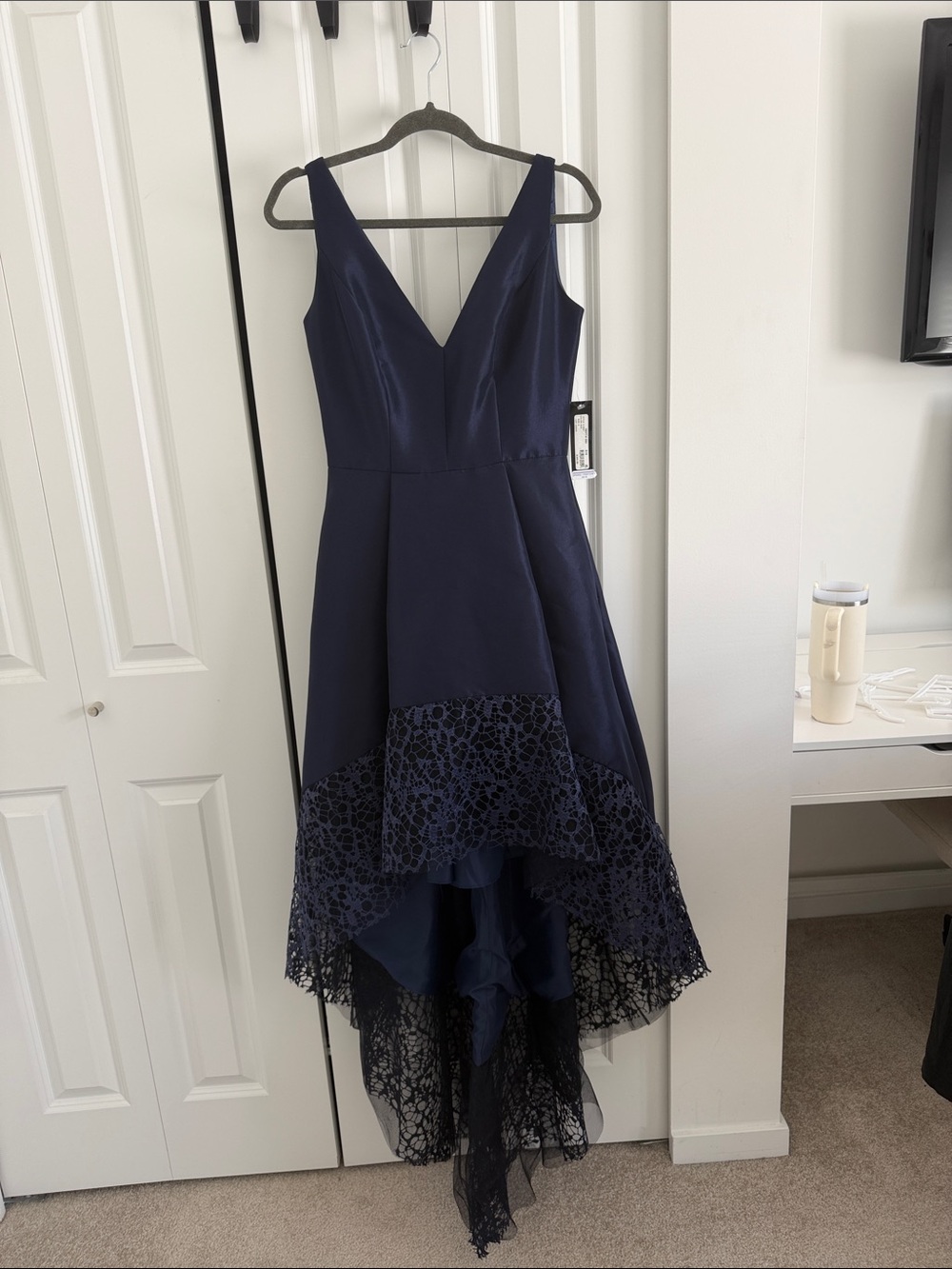 As seen on “The 100” Betsy & Adam Navy V-Neck High-Low Lace Hem Cocktail Dress